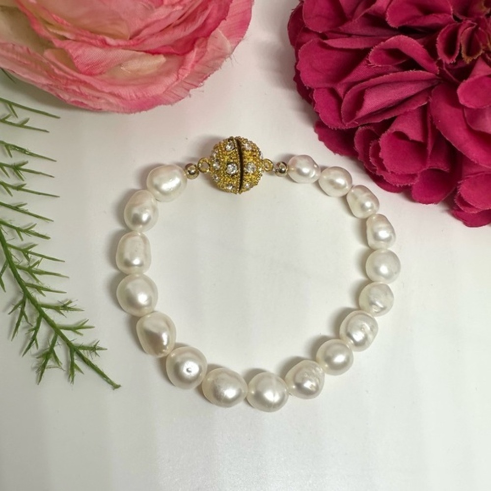NEW⚜️Freshwater Pearl Hand Wired Bracelet